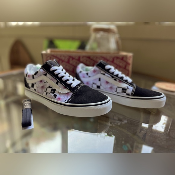 🌸VANS🌸- Orchid Checkerboard - Lace-Up Old-Skool - Womens 7.5 NWT - Picture 3 of 8